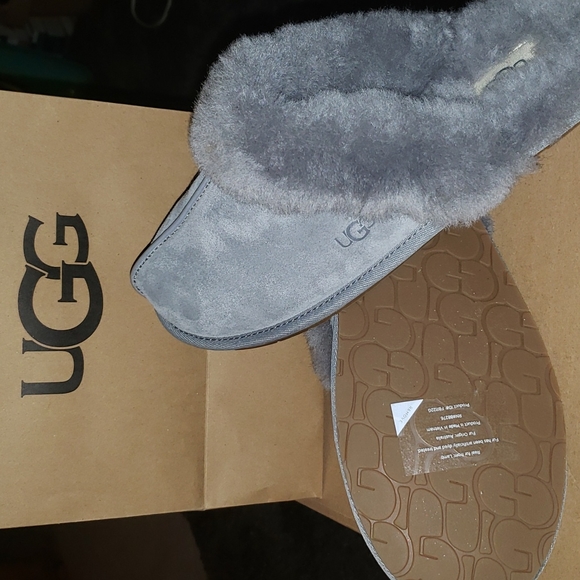 NWOB- UGG Women's Scuffette II Slipper size 10 in Gray - Picture 7 of 8